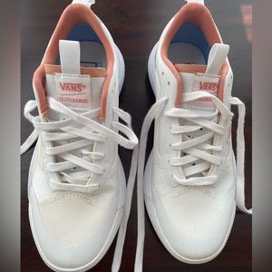 Vans ultrarange size 7.5 ladies sneakers